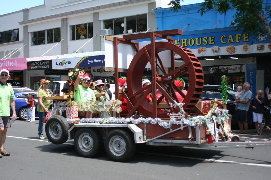 Waterwheel float at Whakatane Chrismas Parade 2025 4